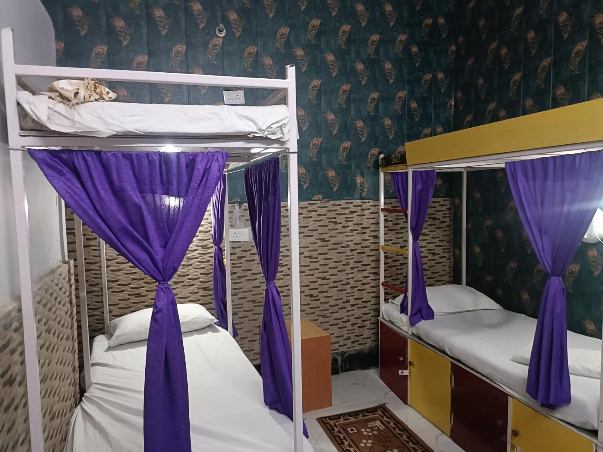 Mohit In Paying Guest House Varanasi Dış mekan fotoğraf