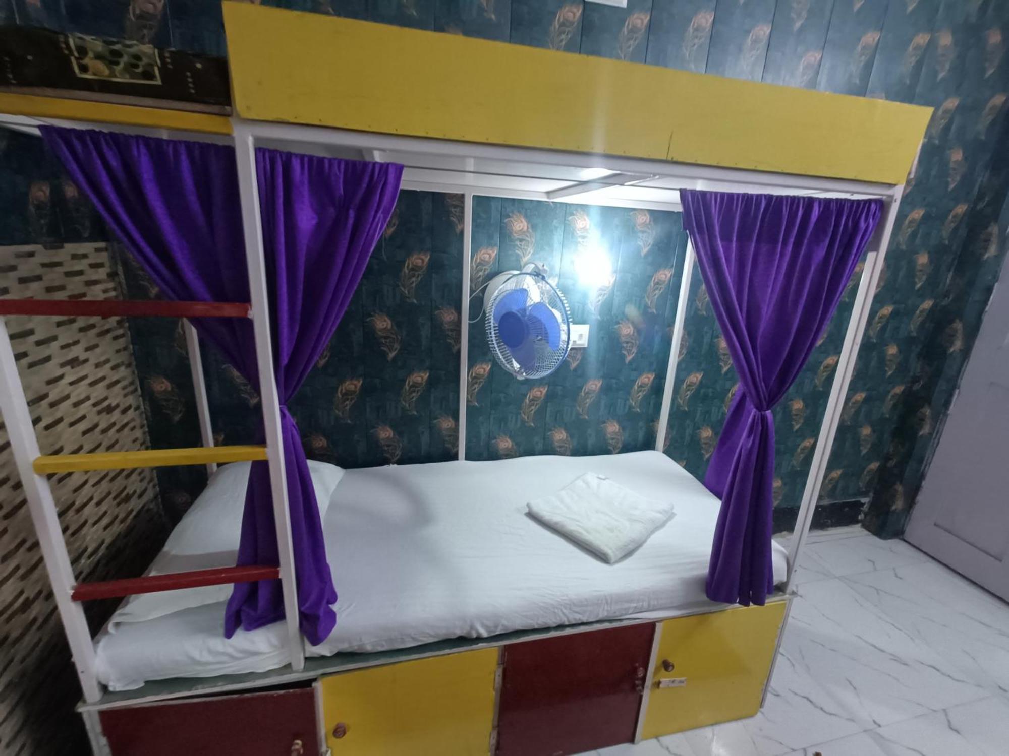 Mohit In Paying Guest House Varanasi Dış mekan fotoğraf