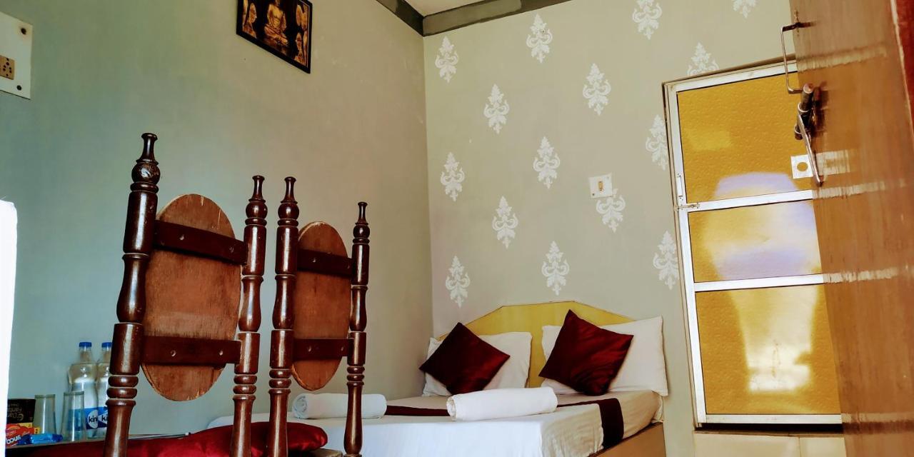 Mohit In Paying Guest House Varanasi Dış mekan fotoğraf