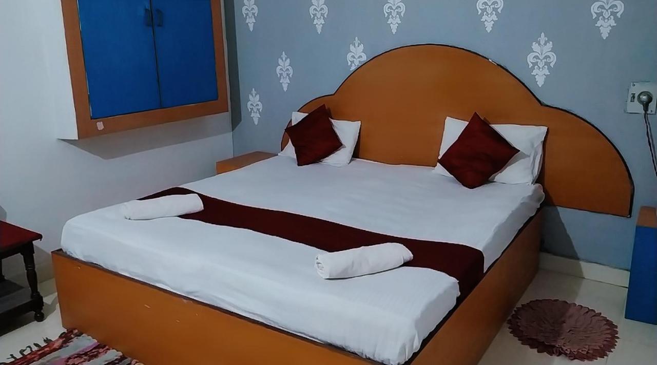 Mohit In Paying Guest House Varanasi Dış mekan fotoğraf