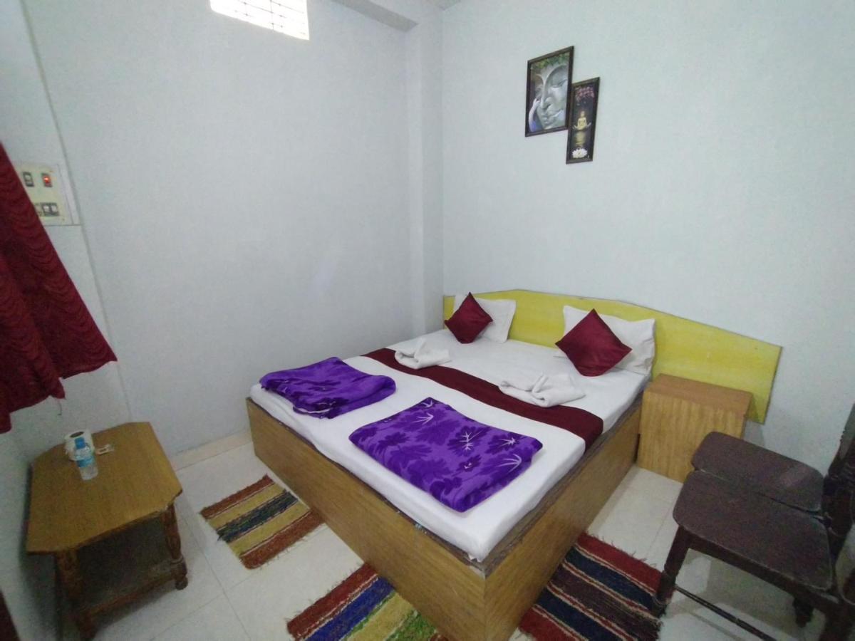 Mohit In Paying Guest House Varanasi Dış mekan fotoğraf